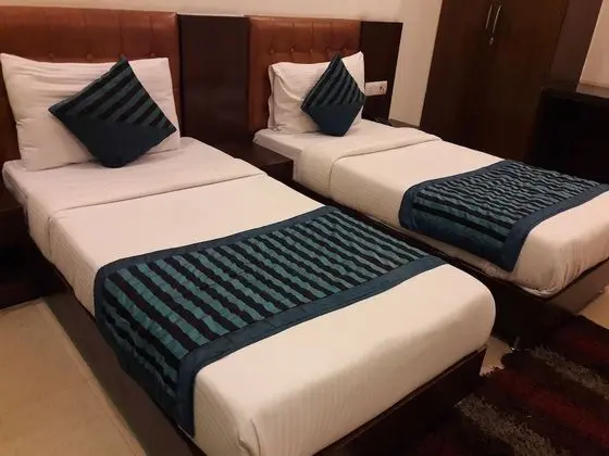 Deluxe Tek Büyük Yataklı Oda, 1 Yatak Odası, Sigara İçilebilir, Şehir Manzaralı