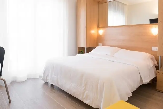 Basic Tek Büyük Yataklı Oda, Balkon, Şehir Manzaralı
