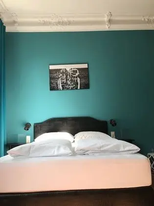 Standard Tek Büyük Yataklı Oda