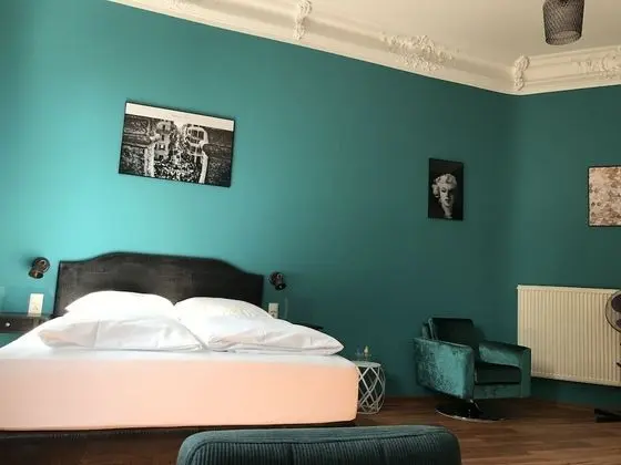 Standard Tek Büyük Yataklı Oda