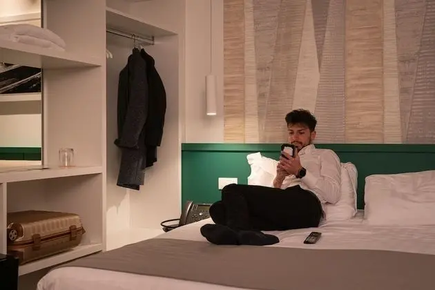 Standard Tek Büyük Yataklı Oda