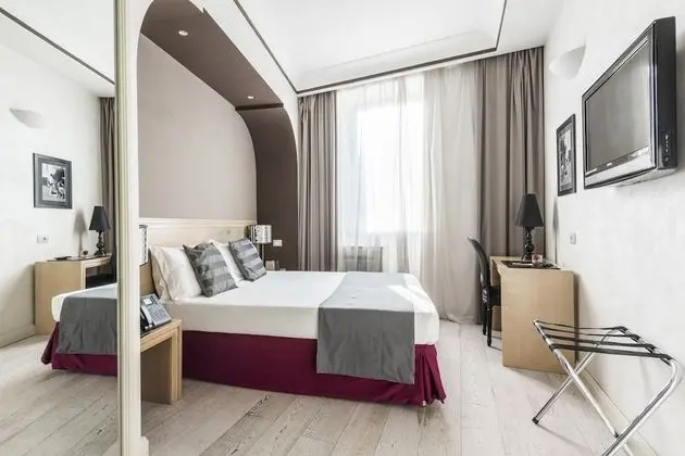 Executive Tek Büyük Yataklı Oda