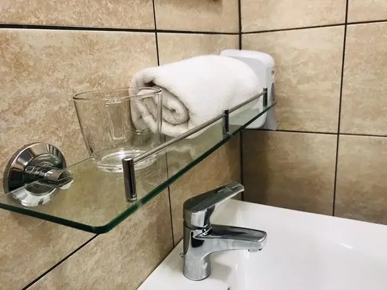 Üç Kişilik Oda