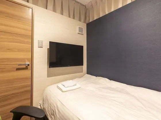 Cabin Capsule Room - Female Only