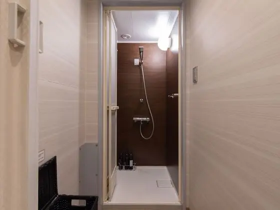 Cabin Capsule Room - Female Only