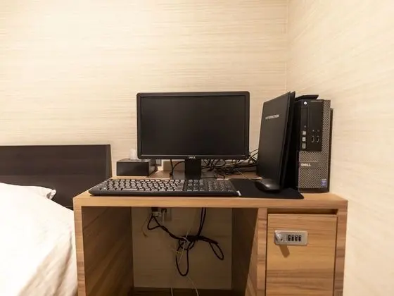 Cabin Capsule Room - Male Only
