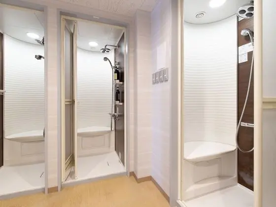 Cabin Capsule Room - Male Only