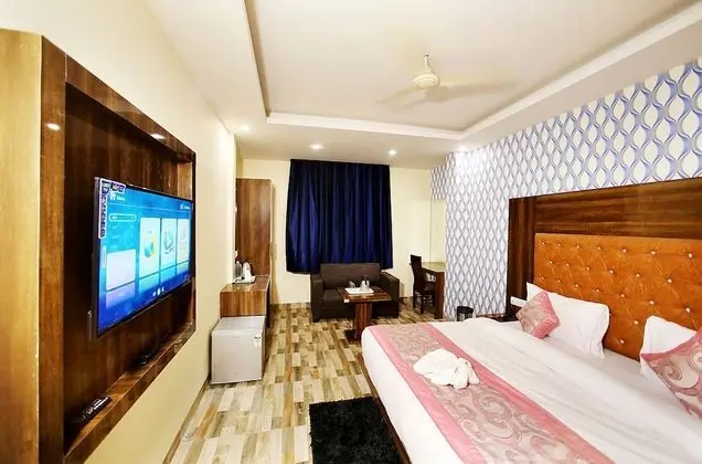 Deluxe Üç Kişilik Oda, 1 Çift Kişilik veya 2 Tek Kişilik Yatak, Engellilere Uygun