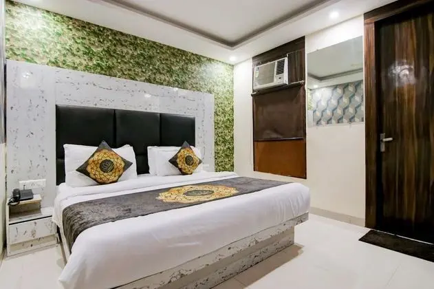 Superior Tek Büyük veya İki Ayrı Yataklı Oda, 1 Çift Kişilik veya 2 Tek Kişilik Yatak