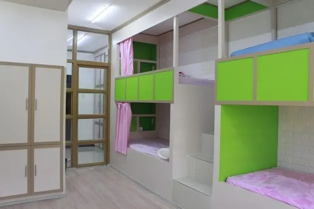 Basic Oda, 4 Yatak Odası, Sigara İçilmez, Dağ Manzaralı