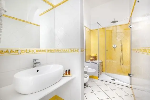 Standard Tek Büyük Yataklı Oda, Balkon, Deniz Manzaralı