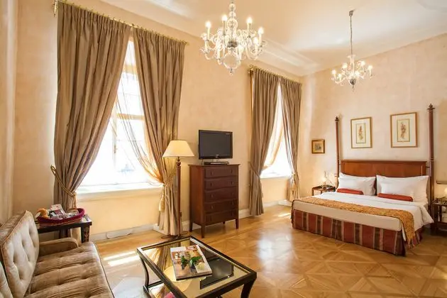 1 Çift ​​kişilik Yatak Deluxe River View