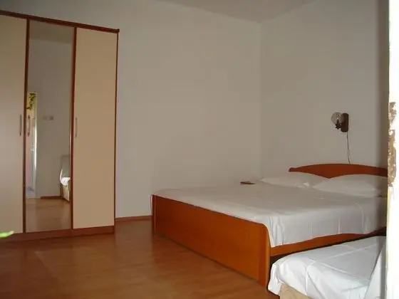 Ev (Smi - 30 m from sea - H(4+1))