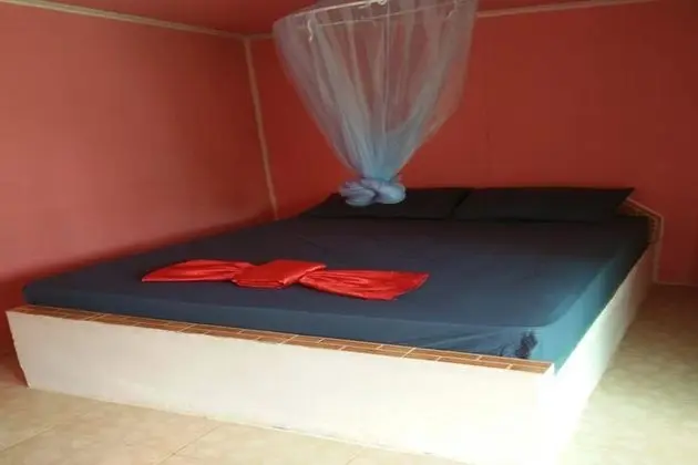 Double Room (Fan)
