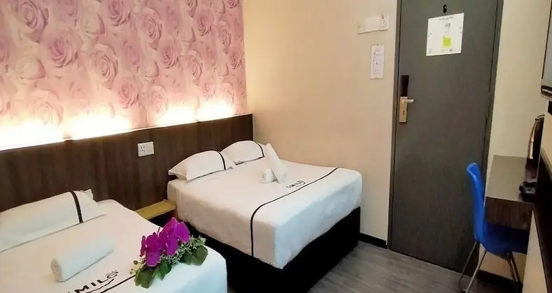 Üç Kişilik Oda