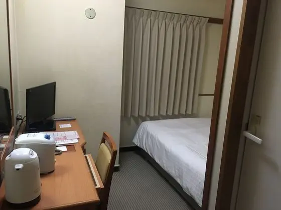 Tek Büyük Yataklı Oda, Sigara İçilebilir