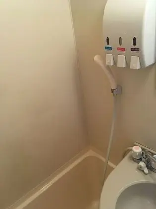 Tek Büyük Yataklı Oda, Sigara İçilebilir