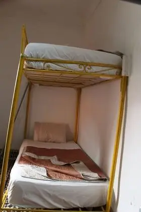 Ortak Ranzalı Oda, Sadece erkekler için