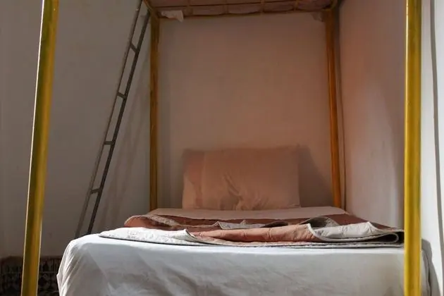 Ortak Ranzalı Oda, Sadece kadınlar için