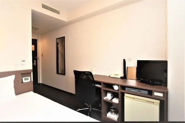 Standard Tek Kişilik Oda, Sigara İçilebilir