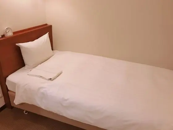 Tek Kişilik Oda, Sigara İçilebilir