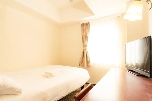 Tek Kişilik Oda, Sigara İçilmez