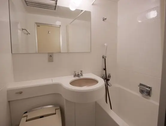 Tek Kişilik Oda, Sigara İçilmez (housekeeping - once in three days)