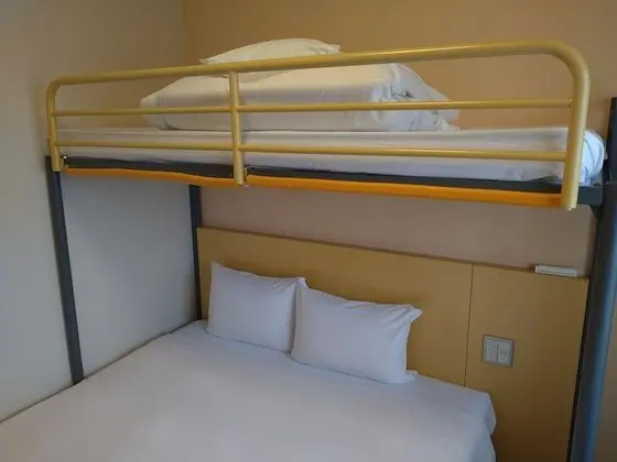 Standard Tek Büyük Yataklı Oda, Sigara İçilmez, Şehir Manzaralı (with Loft)