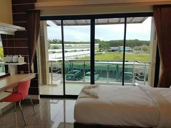 Deluxe Tek Büyük Yataklı Oda