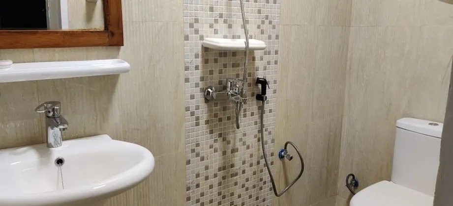 Üç Kişilik Oda