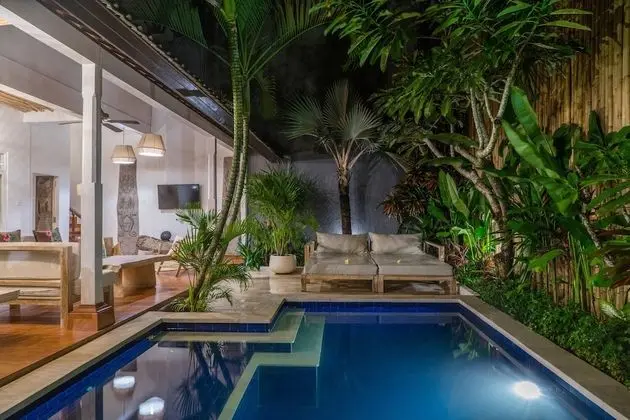 City Villa, 3 Yatak Odası, Kişiye Özel Havuzlu