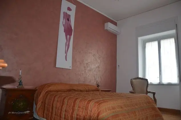 Tek Büyük Yataklı Oda, Ortak Banyo