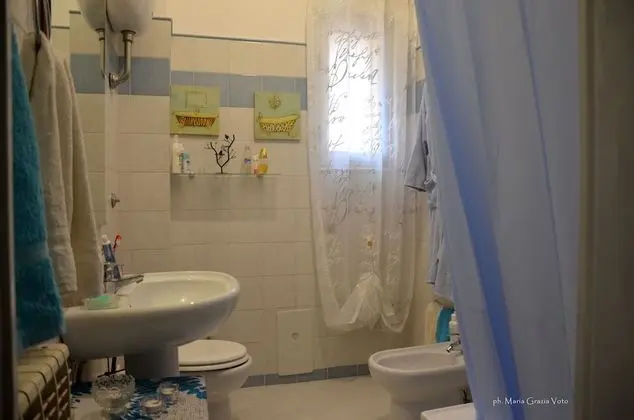 Tek Büyük Yataklı Oda, Ortak Banyo