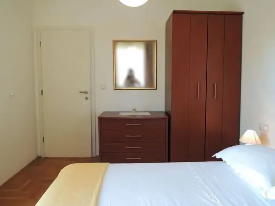 Apart Daire (Smilja - 150 m from pebble beach - A1)