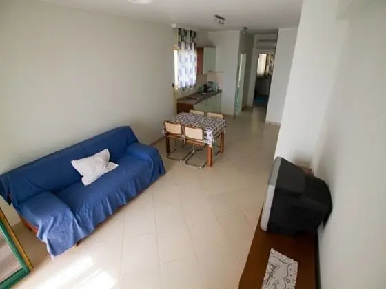 Apart Daire (Smilja - 150 m from pebble beach - A2)