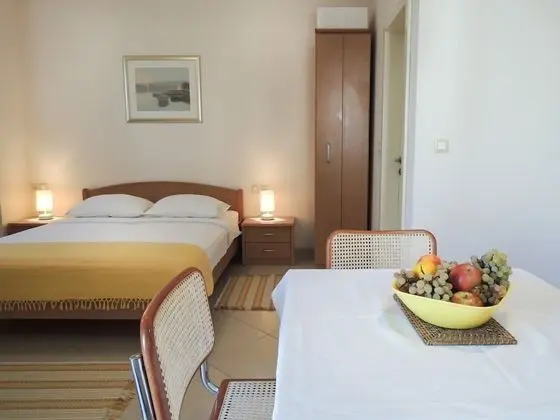 Stüdyo (Smilja - 150 m from pebble beach - SA)