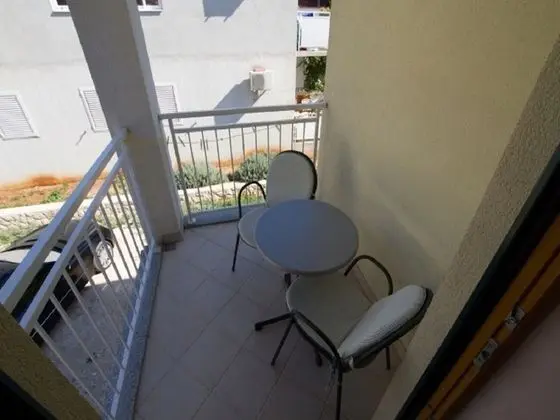 Stüdyo (Smilja - 150 m from pebble beach - SA)