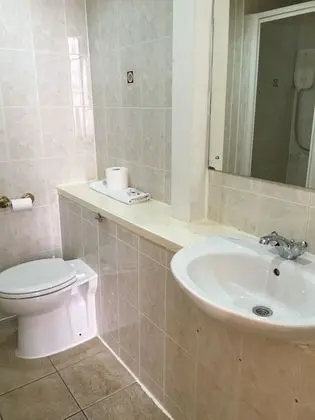 Family Oda (Ensuite 3 Adults)