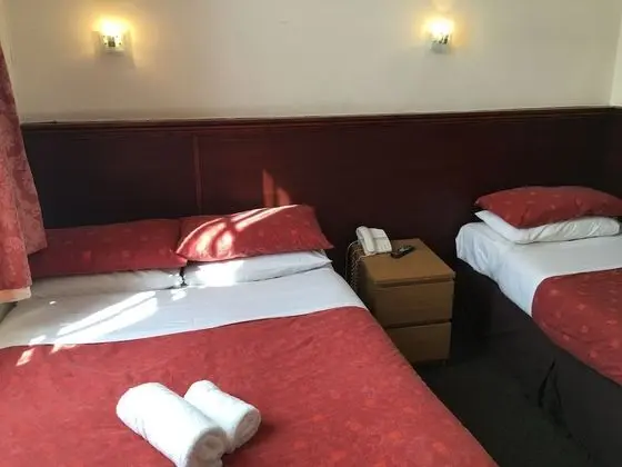 İki Ayrı Yataklı Oda (Ensuite)