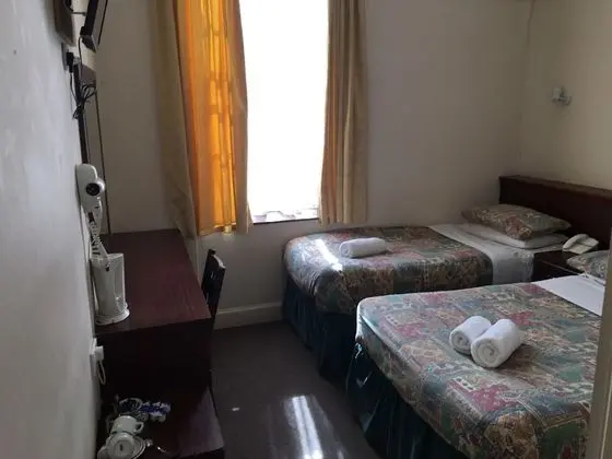 İki Ayrı Yataklı Oda (Ensuite)