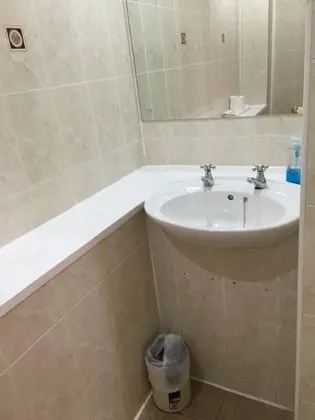 İki Ayrı Yataklı Oda (Ensuite)