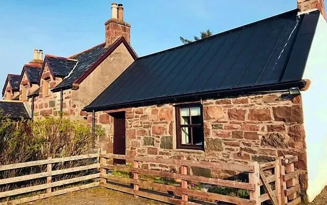 Stüdyo (Smithy Cottage)