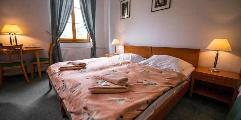 Design Tek Büyük Yataklı Oda, Tepe Manzaralı