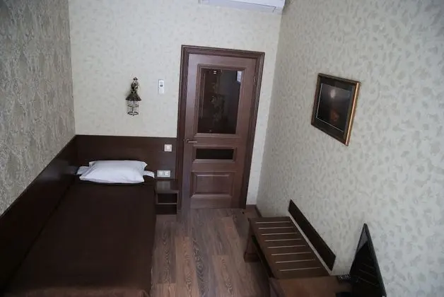Standard Tek Kişilik Oda, Sigara İçilmez, Avlu Manzaralı