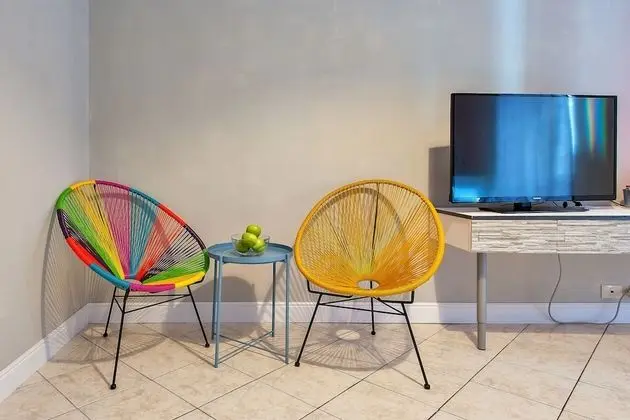 Deluxe Oda, 1 Büyük (Queen) Boy Yatak