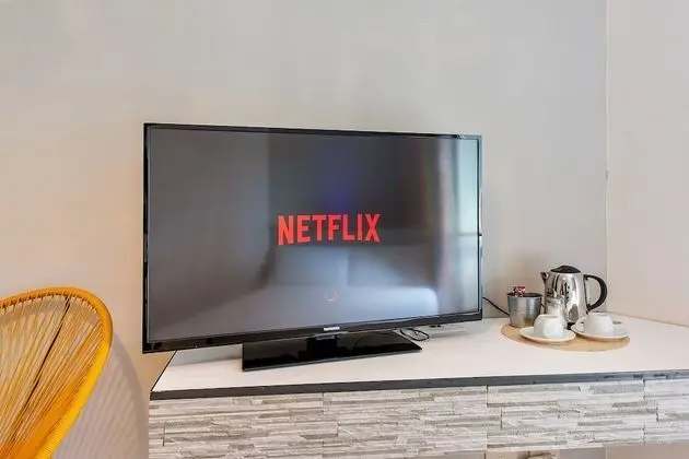 Deluxe Oda, 1 Büyük (Queen) Boy Yatak