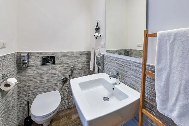 Deluxe Oda, 1 Büyük (Queen) Boy Yatak