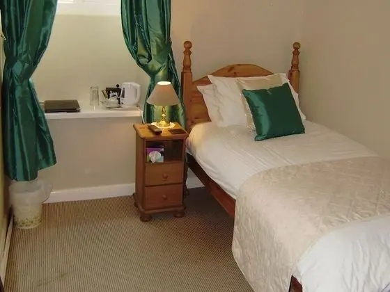 Tek Kişilik Oda (Room5)
