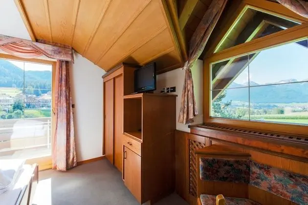 Deluxe Tek Büyük veya İki Ayrı Yataklı Oda