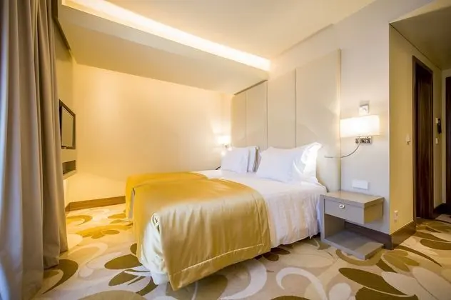 Superior Tek Büyük Yataklı Oda